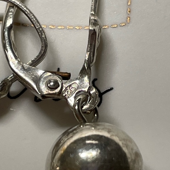 Elegant Sterling Silver 925 Ball Sphere Drop Leverback Earrings - Picture 3 of 5